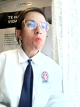 Valentina--1's Live XXX Chat