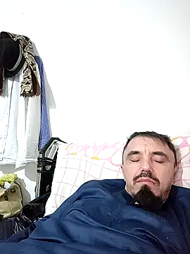 ClonicKaaba: απευθείας συνομιλία ΧΧΧ