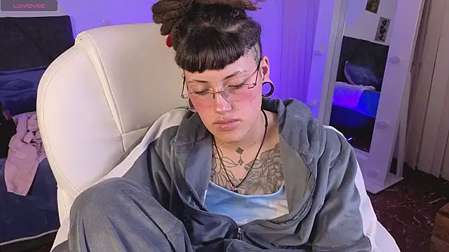 _sharlotte777's Live XXX Chat