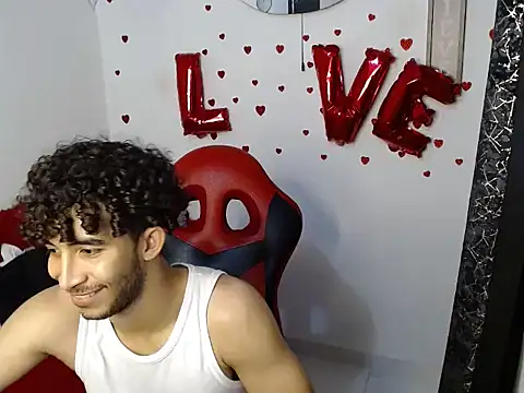 Caius_fox Live XXX Chat