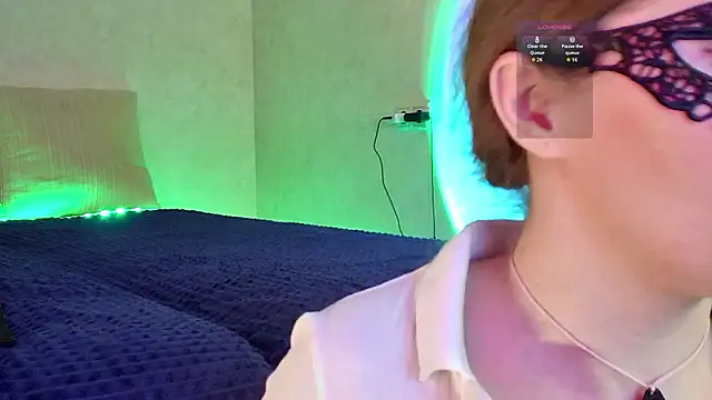 XXX chat uživo modela Roseaa