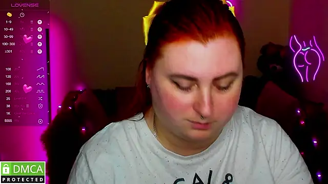 Chat +18 de Alicia_love00 ao vivo