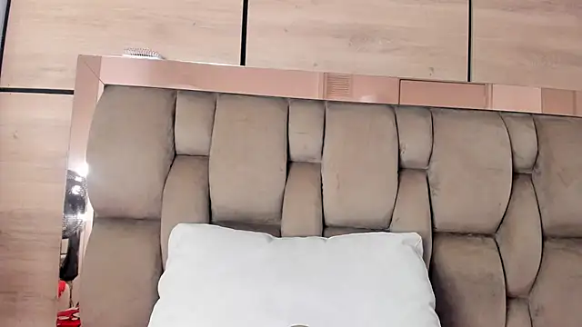 karol_lewiss 即時 XXX 聊天