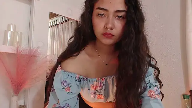 Chat +18 de _Kim__M ao vivo