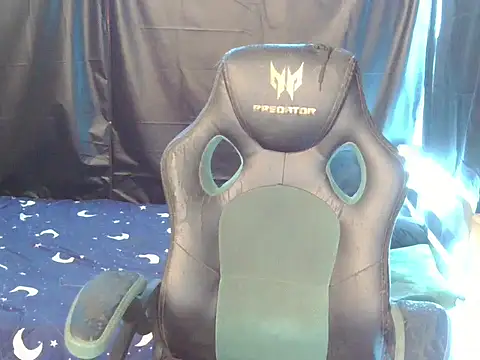 hugekenbigcock's Live XXX Chat