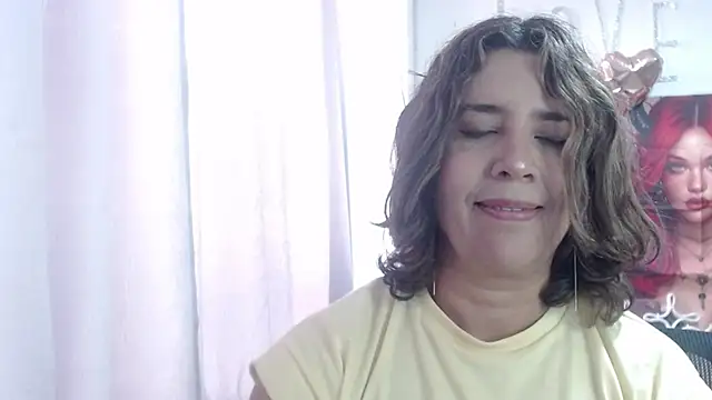 Victoria_meester 即時 XXX 聊天