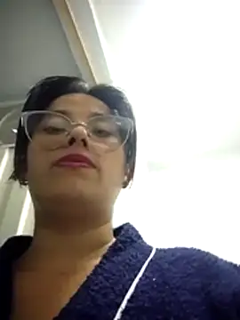 Sophie-Hot-'s Live XXX Chat