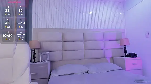 CarolineFyre's Live XXX Chat