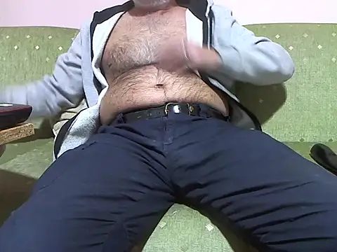 zormen355's Live XXX Chat