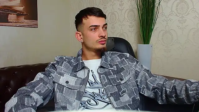 BrandonTate 现场XXX聊天