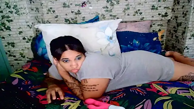Indian_candyXX Show in webcam