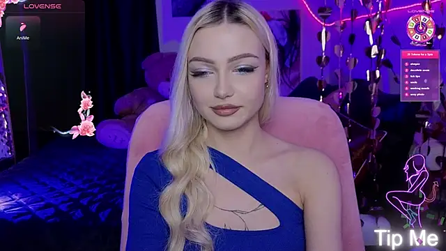 LinaLirian's Live XXX Chat