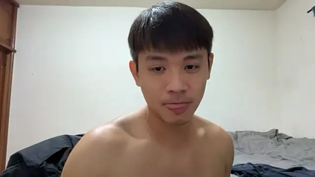 Show modela Foxfoxfox4 na web-kameri