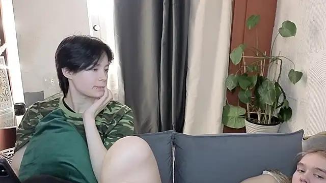 Vel1ka Pertunjukan Webcam