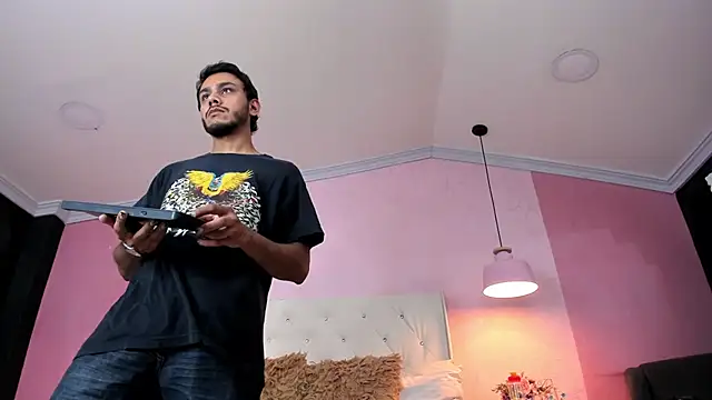 Boss_Domiinator's Live XXX Chat