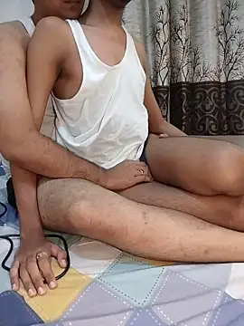 akshr1099's Live XXX Chat