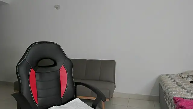 IrisFit live XXX chat