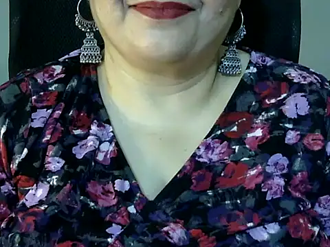 Soniya_Sha Chat XXX in diretta