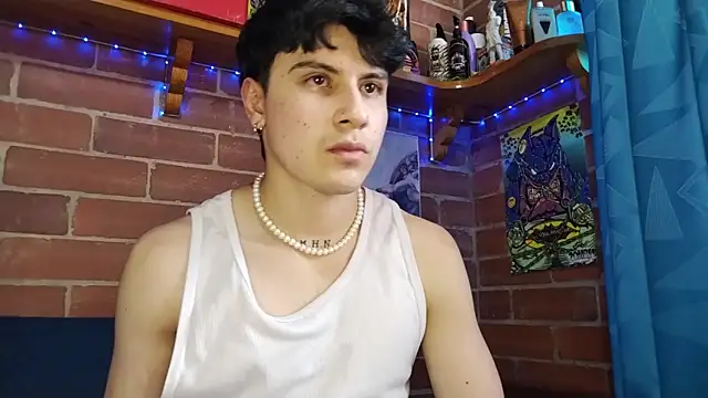 PaulDamico's Live XXX Chat