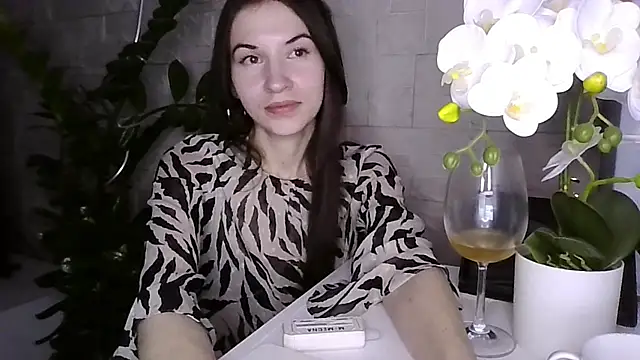 JuliaLovely élő XXX-chatje