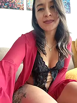 Paola_andrade Chat XXX in diretta