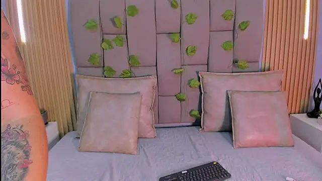 ValeriaRose_ Adlı Modelin Canlı XXX Sohbeti