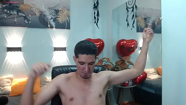 Roccoallegeri's Live XXX Chat