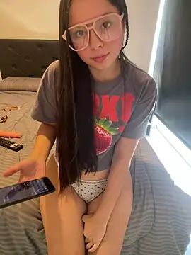 Chat +18 de Dulce-isabellaa ao vivo