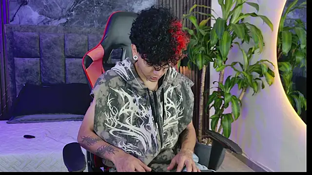 noah_travis webkamerás műsora