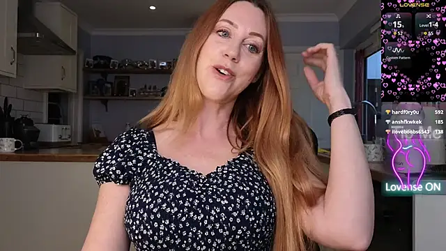 stripmequick – Naživo XXX chat