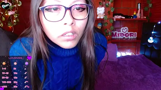 MidoriQuiinn élő XXX-chatje