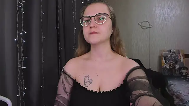 MissBrightShineのライブXXXチャット