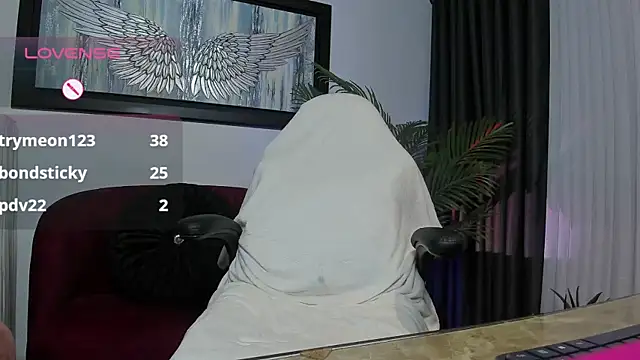 VictoriaPaker Chat XXX live