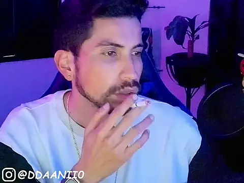 ddaanii0 Webcam Show