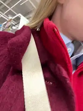 Weettyyn Live XXX chat