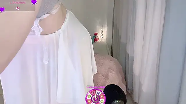 mistylana_ live XXX chat