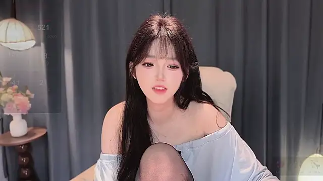 Yaiyigirl 网络视讯表演