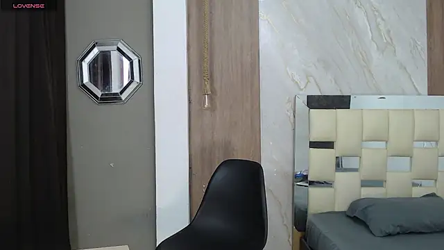 kim_curlyy Live XXX-Chat