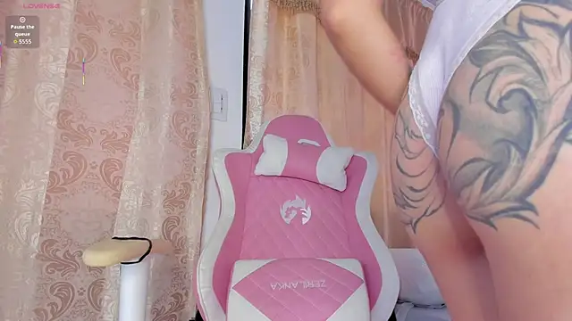 แชท XXX สดของ Venusvan1