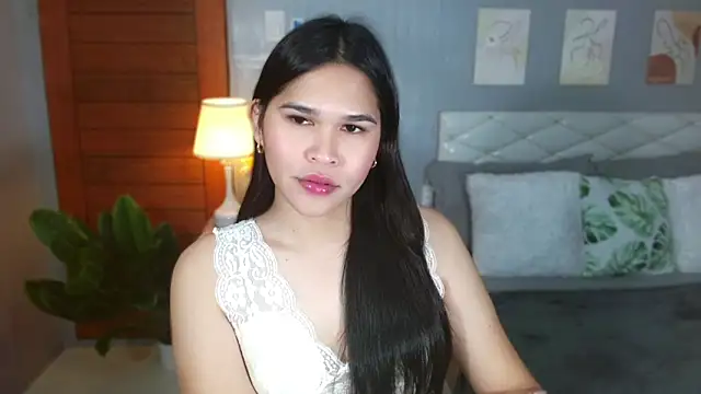 MichelleWild Live XXX Chat