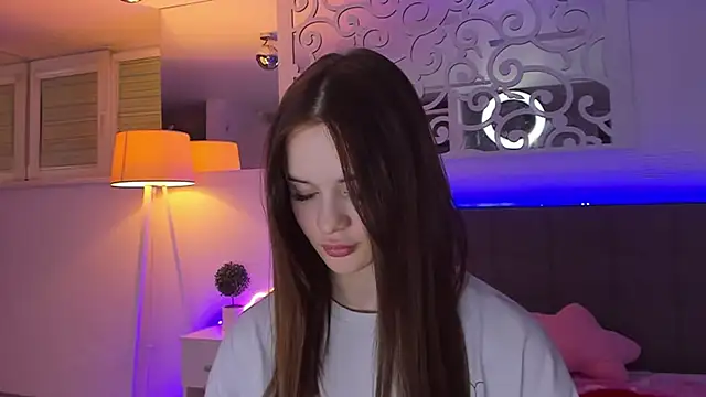 Вебкам-шоу LuisaClover