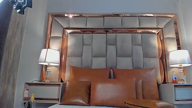 ValentinaBreats: απ ευθείας συνομιλία ΧΧΧ