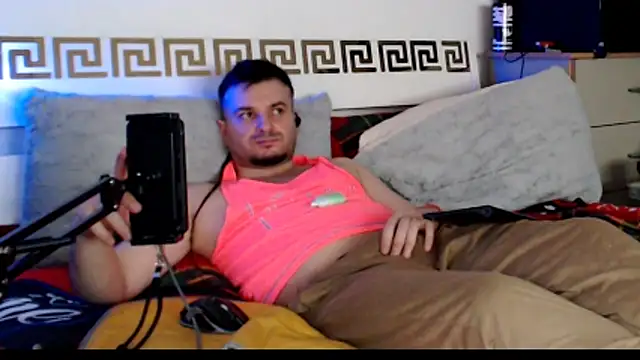 FuckToyBoy69 现场XXX聊天