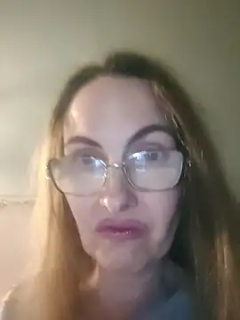 Evelina_cute – Naživo XXX chat