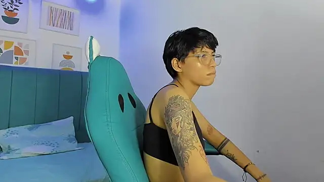 ivyheat3 Chat XXX in diretta