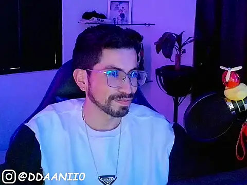 ddaanii0 Webcamshow