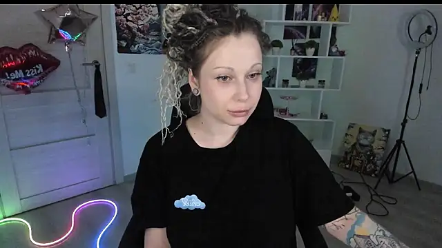 HoneySallyMoore Chat XXX in diretta