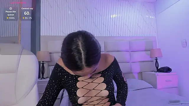 CarolineFyre's Live XXX Chat