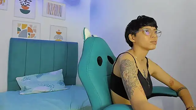 XXX chat uživo modela ivyheat3