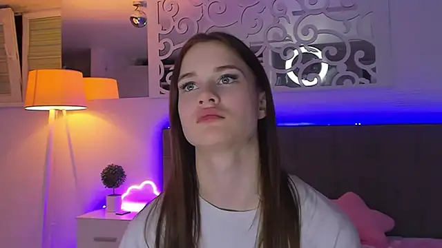 LuisaClover's Live XXX Chat